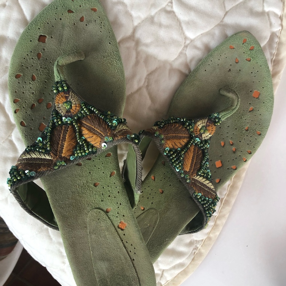 Unique suede sandals with bead trim